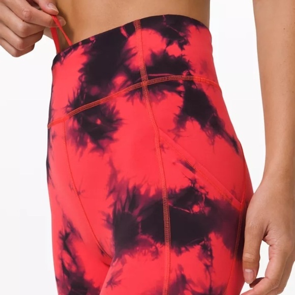 Lululemon Invigorate HR Tight 25" – Red/Black – Size 2 - Picture 5 of 12